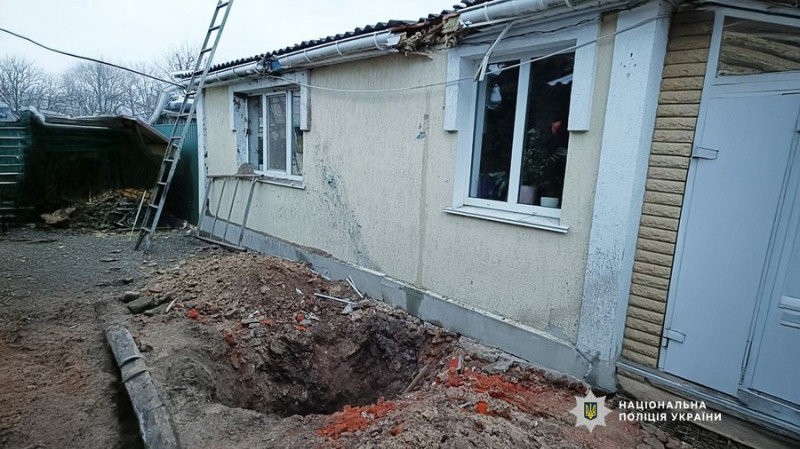 На Чернігівщині вибухотехніки знешкодили нерозірвану бойову частину ракети, яку виявили на подвір’ї приватного будинку