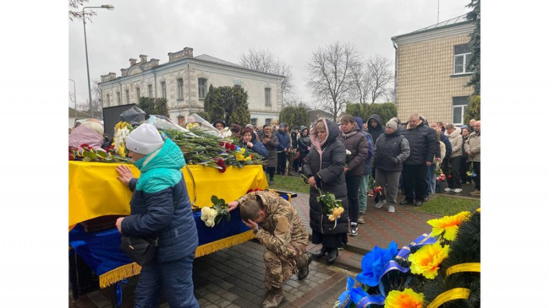 На Чернігівщині попрощались із шістьма захисниками України, які загинули на фронті
