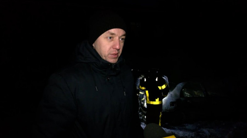 "Ледь знайшла котів, дуже перелякані": що розповідають мешканці багатоповерхівки у Чернігові, в яку влучив "шахед"