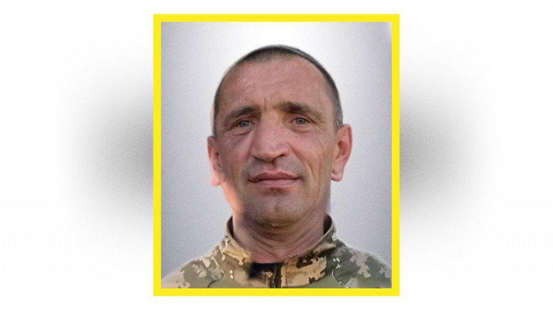 На Чернігівщині попрощалися з бійцями Русланом Бичком, Володимиром Кочубеєм, Михайлом Лутченком та Вадимом Лужецьким