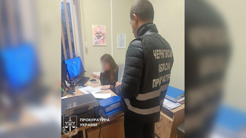 Під час закупівлі укриттів завдали збитків на понад 700 тис. грн: посадовиці з Корюківського району оголосили підозру