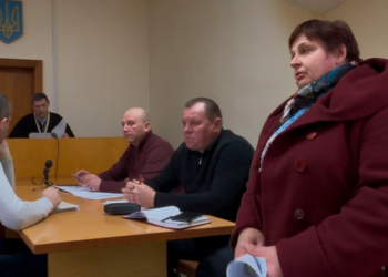 Справу Філімонової, депутатки з Остра, яку підозрюють в організації схеми з ухилення від мобілізації, не закрили