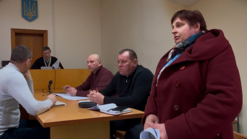 Справу Філімонової, депутатки з Остра, яку підозрюють в організації схеми з ухилення від мобілізації, не закрили