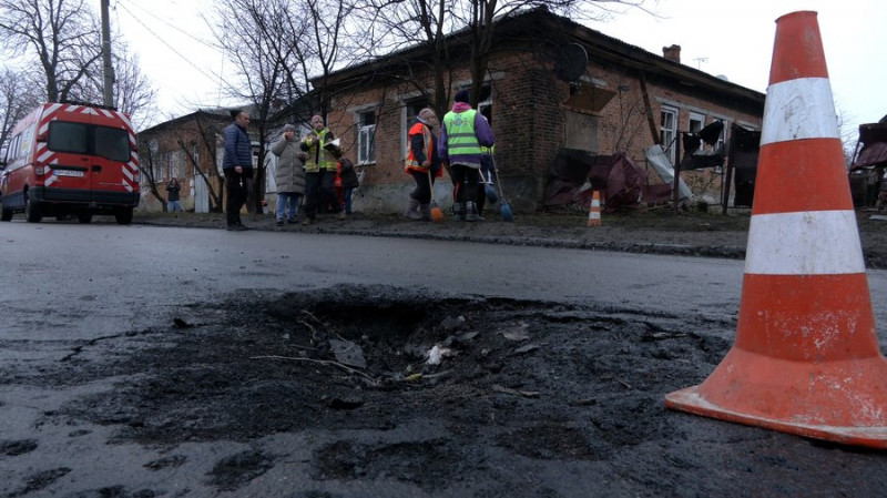 "Відчувала, що прилетить": місцеві розповіли про наслідки атаки РФ на Новгород-Сіверський вночі 18 грудня