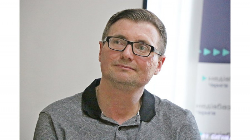 "Боротьба без правил": як 10 років тому Владислав Атрошенко став міським головою Чернігова