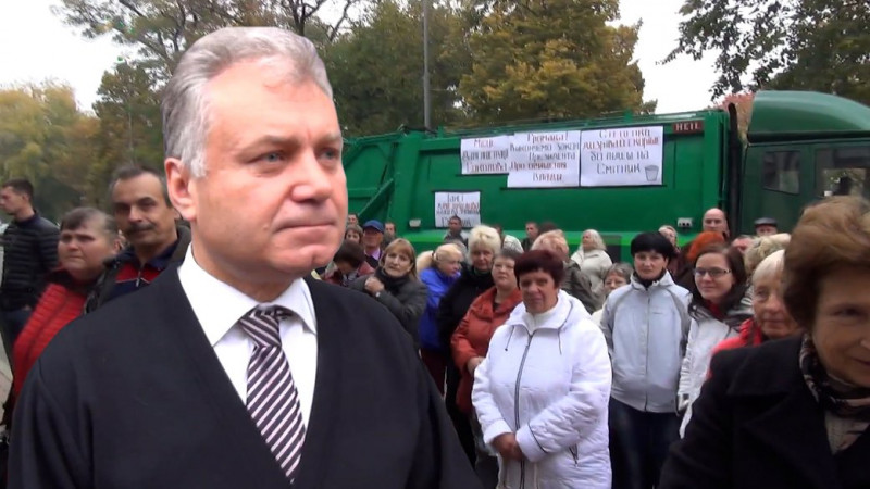 "Боротьба без правил": як 10 років тому Владислав Атрошенко став міським головою Чернігова