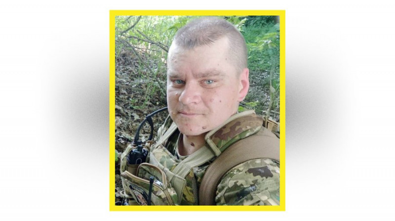 На Чернігівщині попрощалися з бійцями Артемом Шудрою, Сергієм Титенком, Андрієм Шаповалом та Олексієм Висоцьким