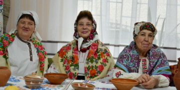 Давні вечорниці відтворювали студентки Університету третього віку на Чернігівщині (Фото)