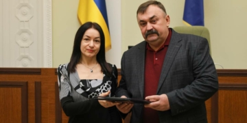 День місцевого самоврядування: відзнаки та привітання для працівників виконавчих органів Чернігова