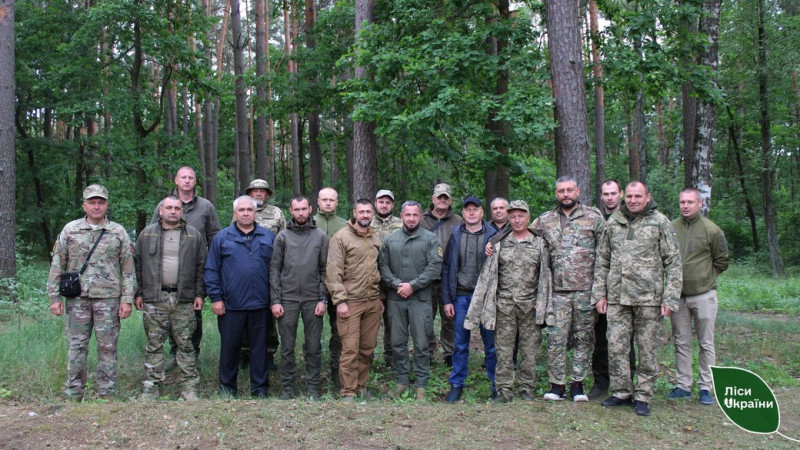 22 демобілізованих захисників України повернулися до роботи у Північному лісовому офісі у 2025 році