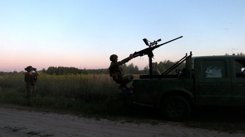 До 40-ка дронів у небі щодня та на 35% більше загиблих: як змінилася ситуація на Чернігівщині у 2025 році