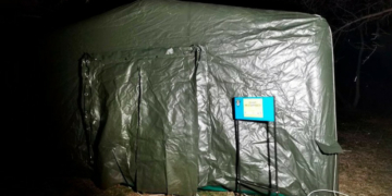 Пошкоджені приватні будинки, п’ятиповерхівка та два заклади освіти у Чернігові внаслідок атаки РФ 24 грудня