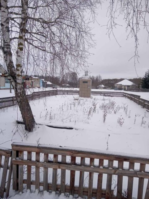 «Як буде світло, дивитимемося вітання Президента. Як не буде, то люди ляжуть спати»: чи чекають на Новий рік у селах Чернігівщини