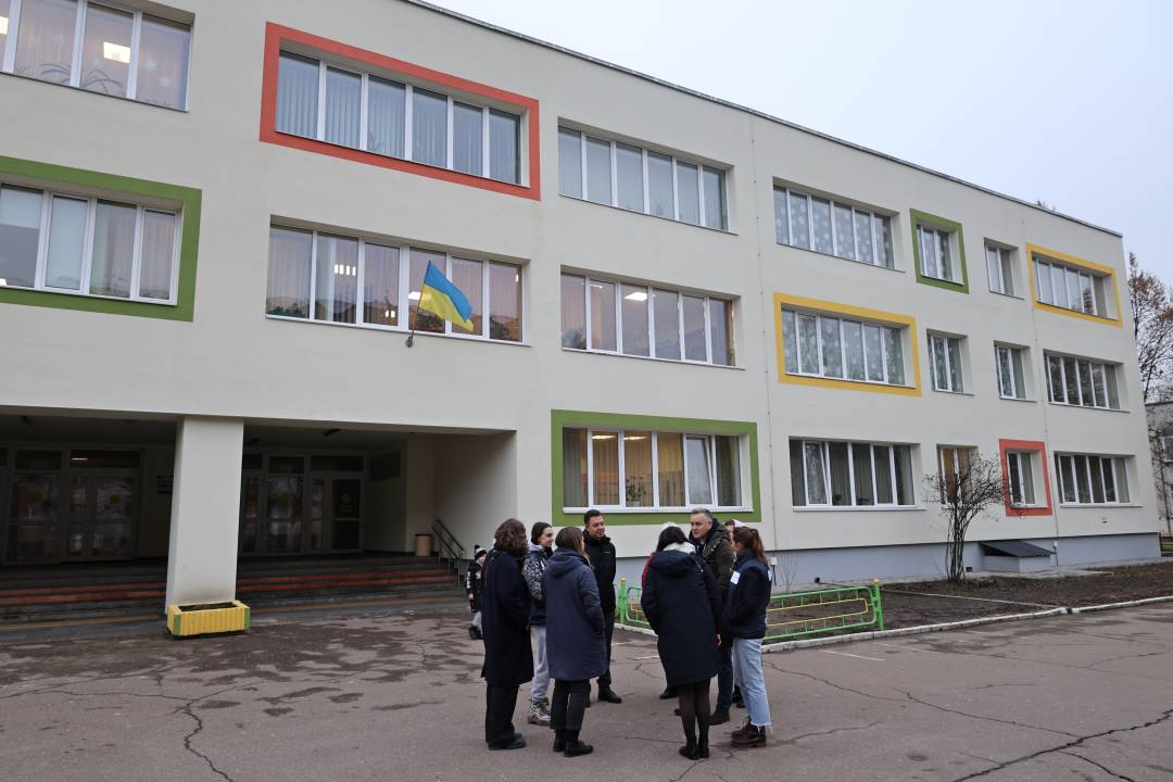 Як міжнародна співпраця змінює школи Чернігова: візит ACTED та CDCS