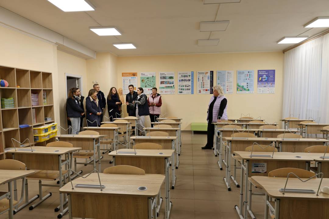 Як міжнародна співпраця змінює школи Чернігова: візит ACTED та CDCS