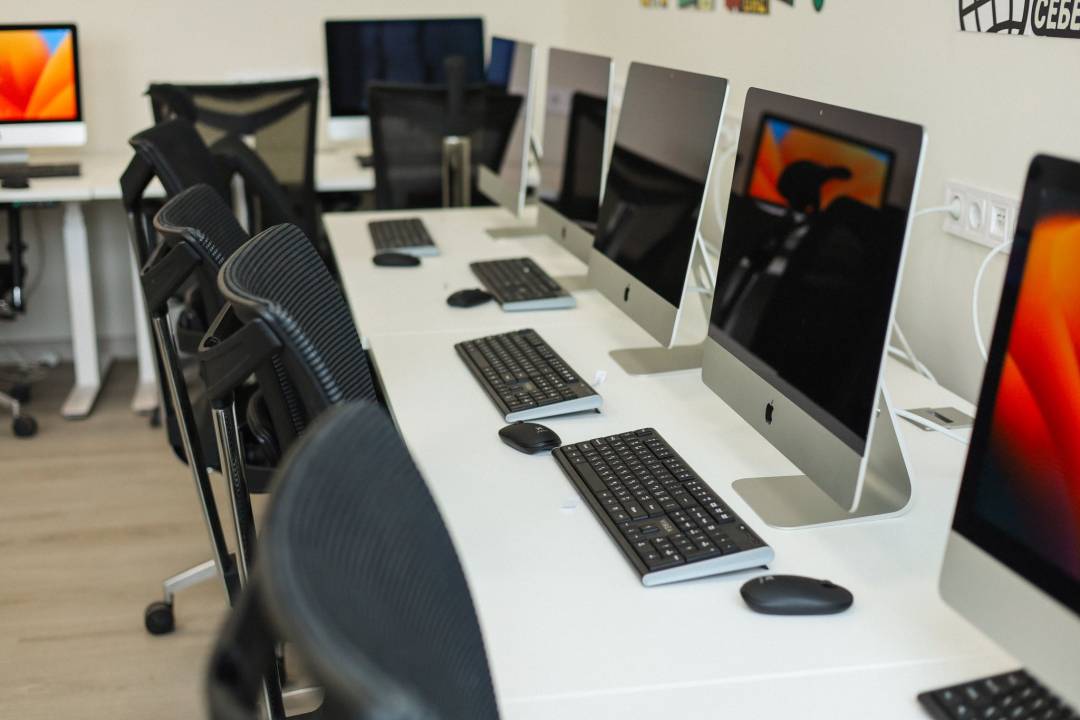 Майже 195 млн грн для освіти Чернігова: результати співпраці з партнерами у 2025 році