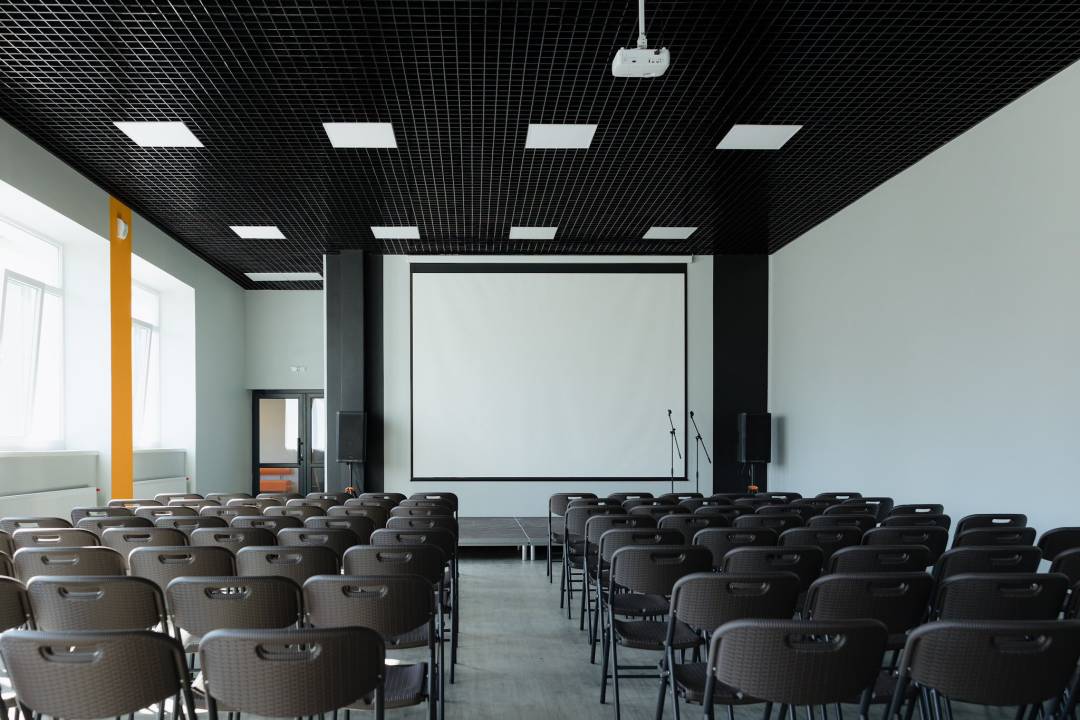 Майже 195 млн грн для освіти Чернігова: результати співпраці з партнерами у 2025 році