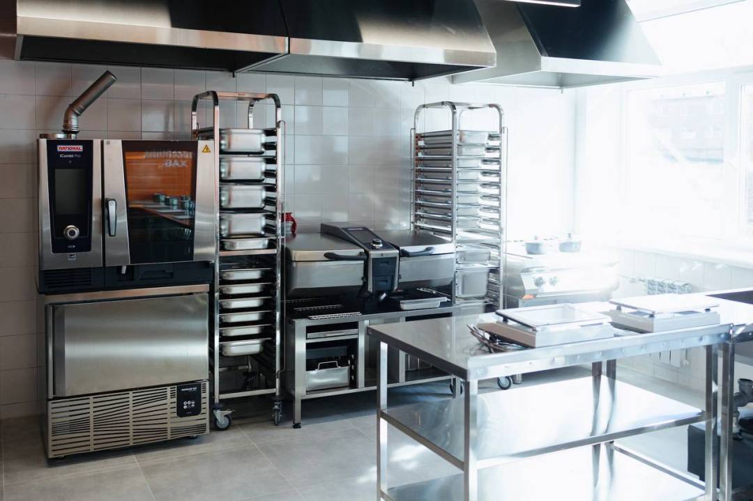 Майже 195 млн грн для освіти Чернігова: результати співпраці з партнерами у 2025 році