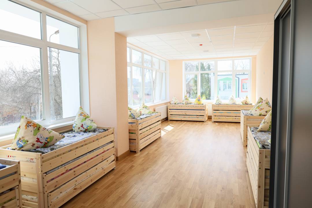 Майже 195 млн грн для освіти Чернігова: результати співпраці з партнерами у 2025 році