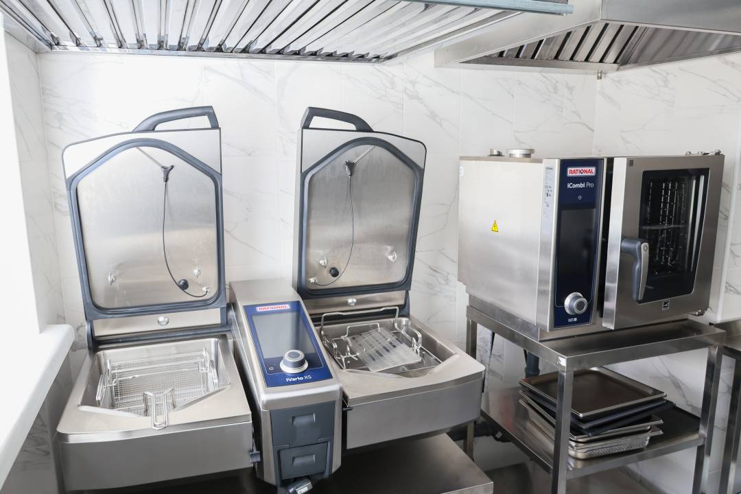 Майже 195 млн грн для освіти Чернігова: результати співпраці з партнерами у 2025 році