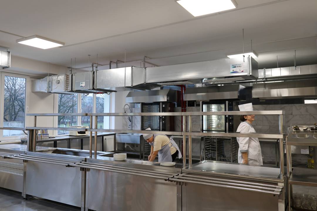 Майже 195 млн грн для освіти Чернігова: результати співпраці з партнерами у 2025 році