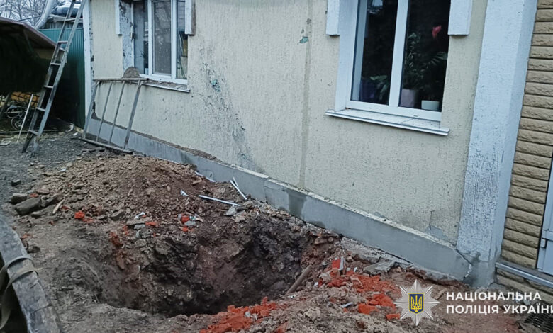 На Чернігівщині на подвір’ї будинку виявили бойову частину ворожої ракети (Фото)
