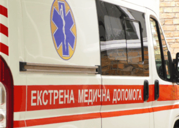 На Чернігівщині родичі пацієнтки побили медика «швидкої» На Чернігівщині родичі пацієнтки побили медика «швидкої»