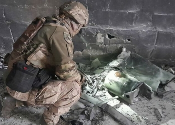 На Чернігівщині уламки збитого безпілотника влучили в приміщення сільгосппідприємства та не здетонували На Чернігівщині уламки збитого безпілотника влучили в приміщення сільгосппідприємства та не здетонували