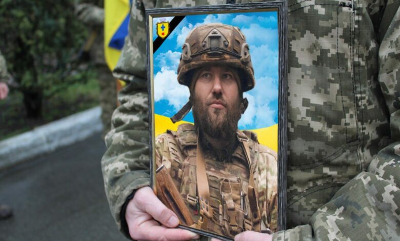 На Чернігівщині в останню путь провели полеглого Героя