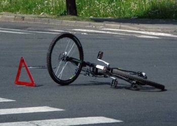 На Чернігівщині водій легковика наїхав на велосипедистку