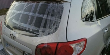 На Чернігівщині ворог поцілив по цивільному авто