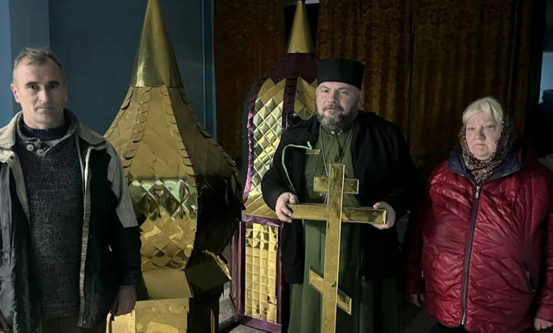 Нові бані з хрестами прикрашатимуть церкву на Чернігівщині (Фото)