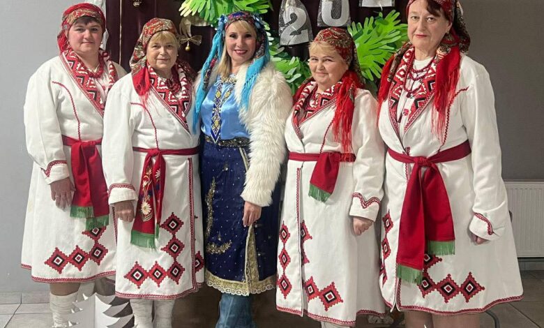 Новорічний карнавал та одне бажання на всіх: різдвяно-новорічні традиції Кіптівської громади (Фото)