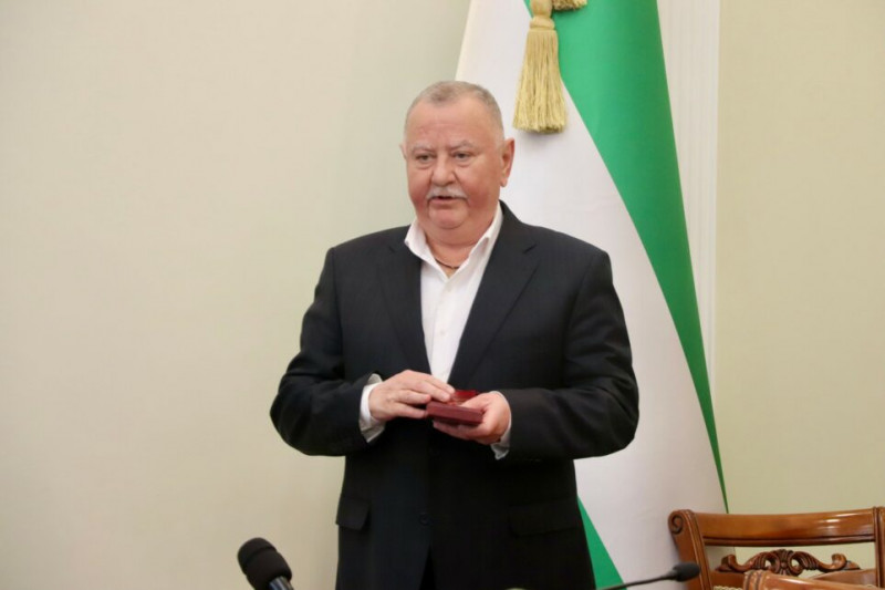 Ордени та почесні звання: одинадцятьох жителів Чернігівщини відзначили державними нагородами