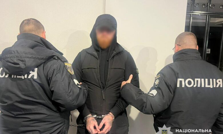 Поліцейські Чернігівщини затримали трьох серійних паліїв (Фото)