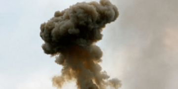 Пошкоджені вікна та фасад: ворог влучив FPV-дроном у приватний будинок на Чернігівщині Пошкоджені вікна та фасад: ворог влучив FPV-дроном у приватний будинок на Чернігівщині