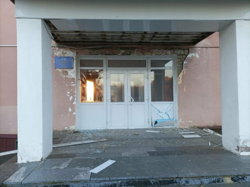 російські війська обстріляли село Чайкине на Чернігівщині (Фото)