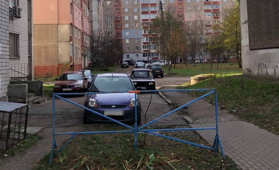 У Чернігові демонтують ще 65 незаконно встановлених тимчасових об’єктів