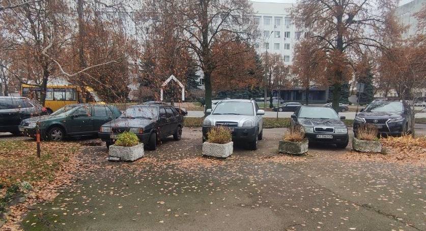 У Чернігові демонтують ще 65 незаконно встановлених тимчасових об’єктів