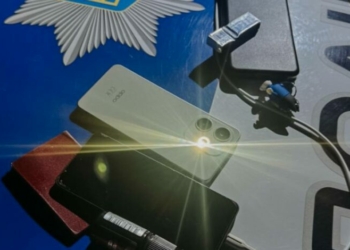 У Чернігові неповнолітній пограбував жінку