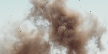 У Чернігові російський безпілотник влучив у багатоповерхівку