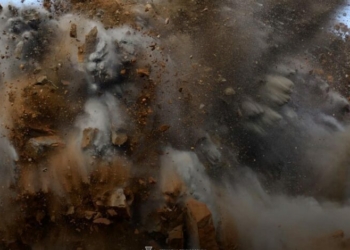 У Чернігові уражено об’єкт критичної інфраструктури У Чернігові уражено об’єкт критичної інфраструктури