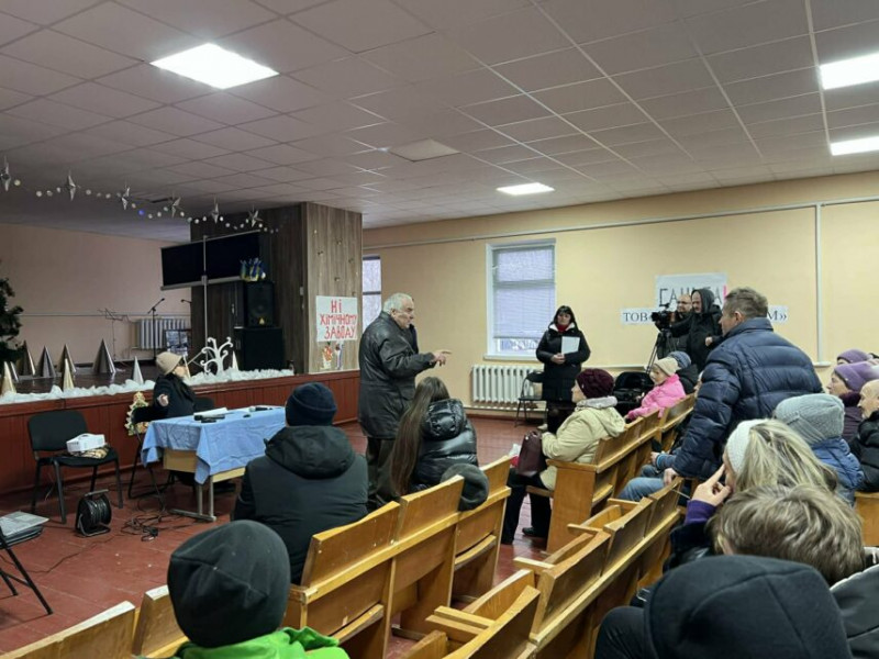 У Количівці відбулася зустріч із представниками фірми, що хоче збудувати хімічний завод (Фото, відео)