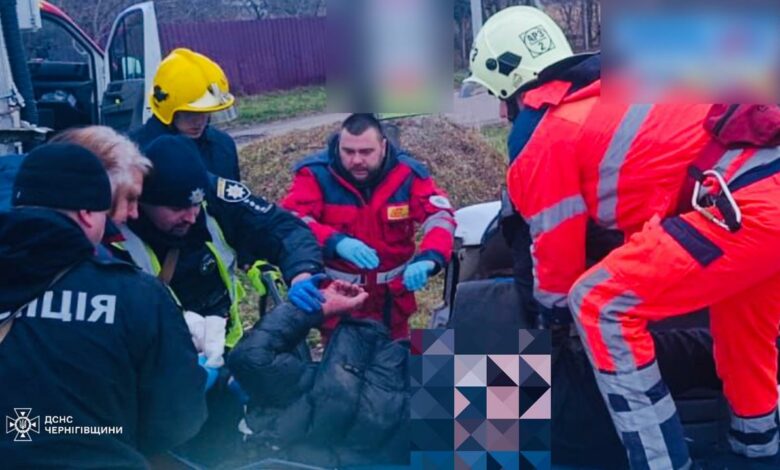 У Количівці водія затисло в автівці після ДТП (Фото)