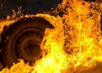 У Мені горів пасажирський мікроавтобус