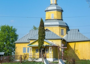 Унаслідок російської атаки на Новгород-Сіверський пошкоджено пам’ятку архітектури (Фото)