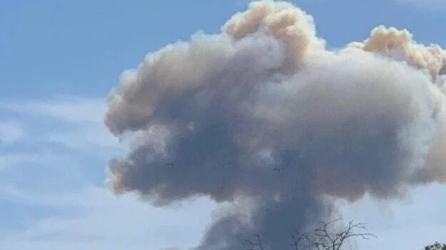 Внаслідок російського удару безпілотником по багатоповерхівці у Чернігові загинула людина