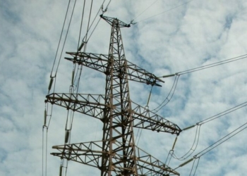 Вода за графіком, тепло на резервному живленні: значна частина району на Чернігівщині залишається без світла Вода за графіком, тепло на резервному живленні: значна частина району на Чернігівщині залишається без світла