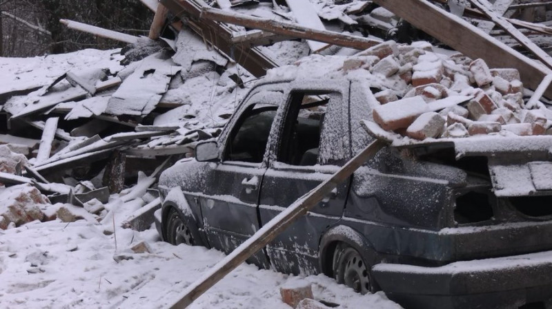 "Люди втратили все, що наживали роками": подробиці атаки дронів на СТО у Новгороді-Сіверському