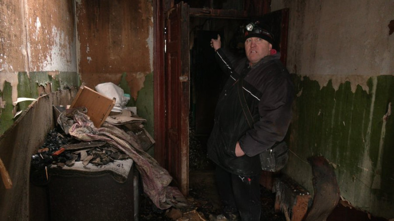 Винним у пожежі вважають сусіда, а той звинувачення відкидає: через що згорів 120-річний будинок у Чернігові